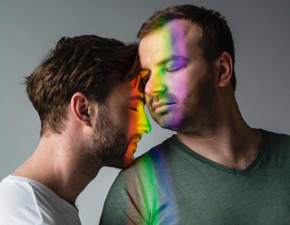Recognizing the Signs of Internalized Homophobia in Daily Life