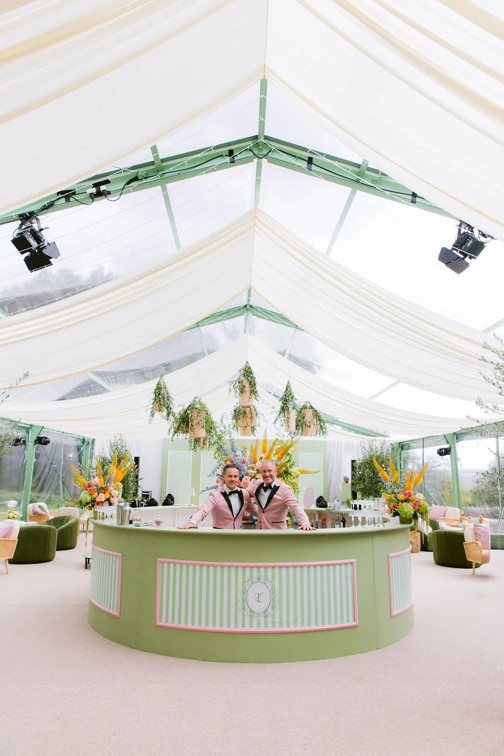 wedding bartenders Chateau Mcely