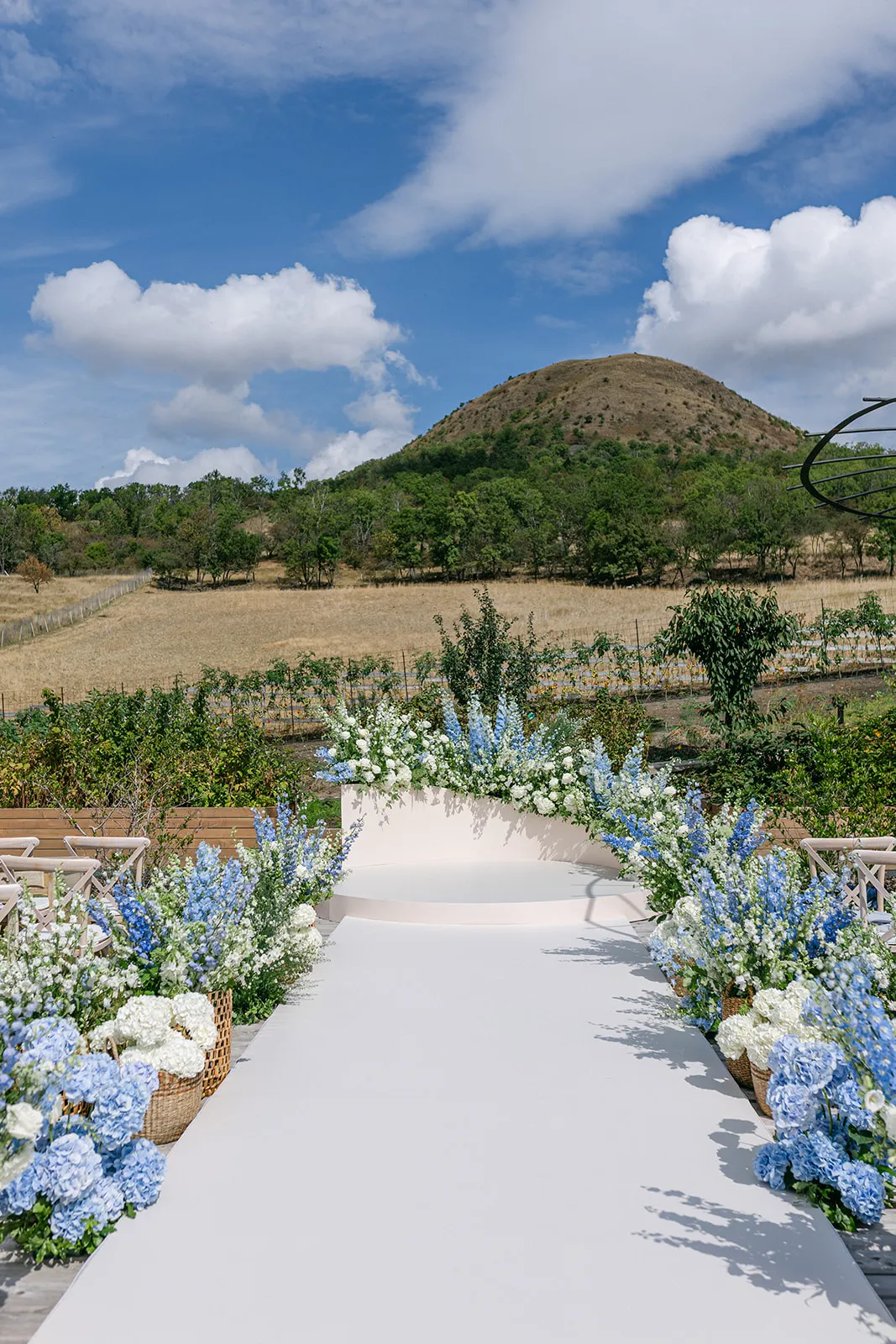 A Three-Day Love Affair under Mount Oblík