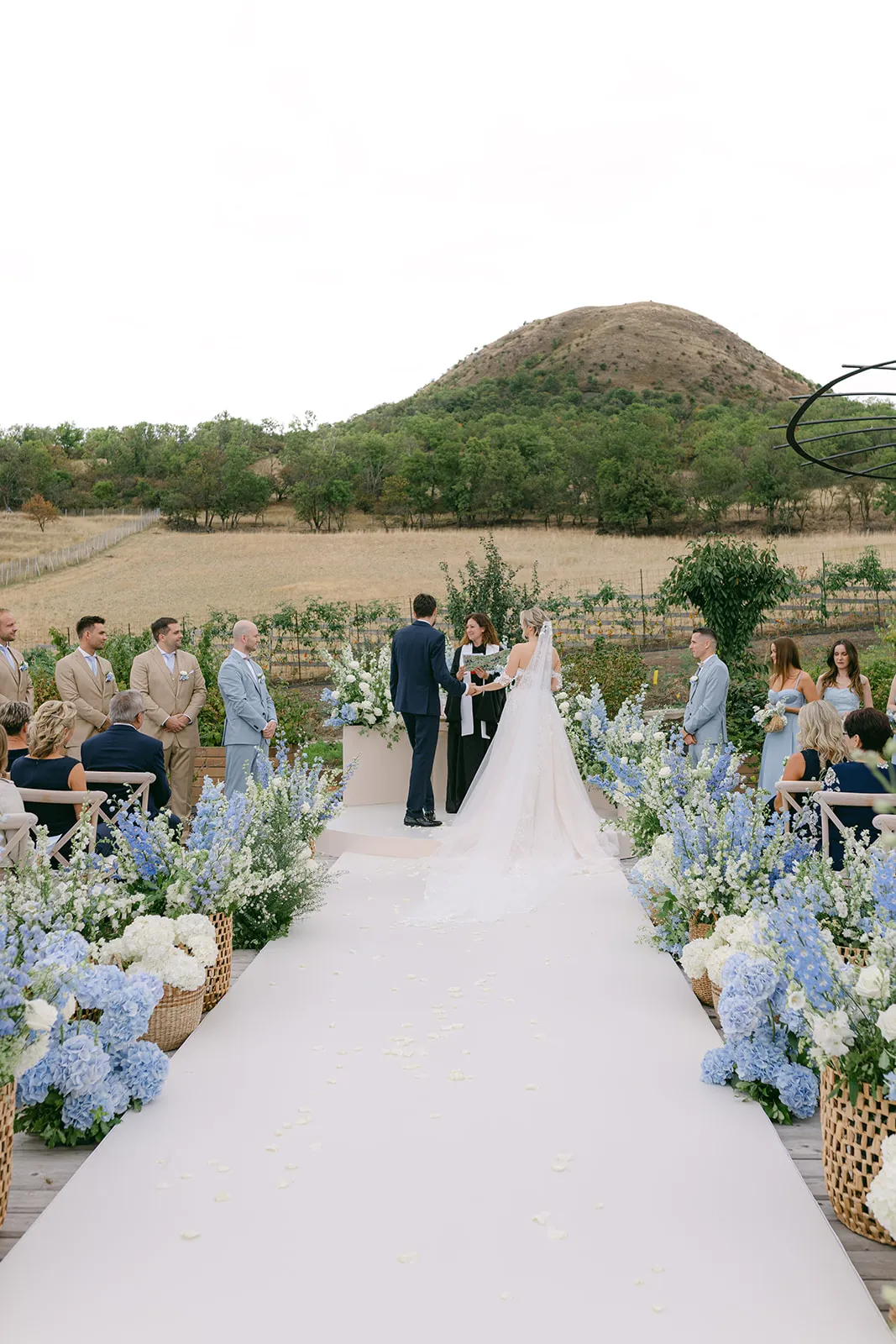 A Three-Day Love Affair under Mount Oblík