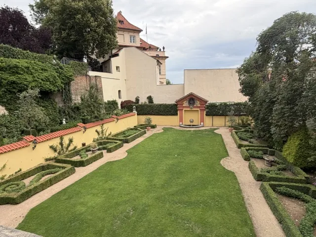 Weddings at Hartig Palace