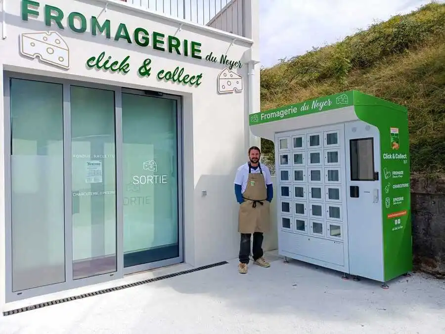La Fromagerie du Noyer a installé un distributeur automatique réfrigéré MonCasierFrais.fr pour vendre des fromages en circuit court.