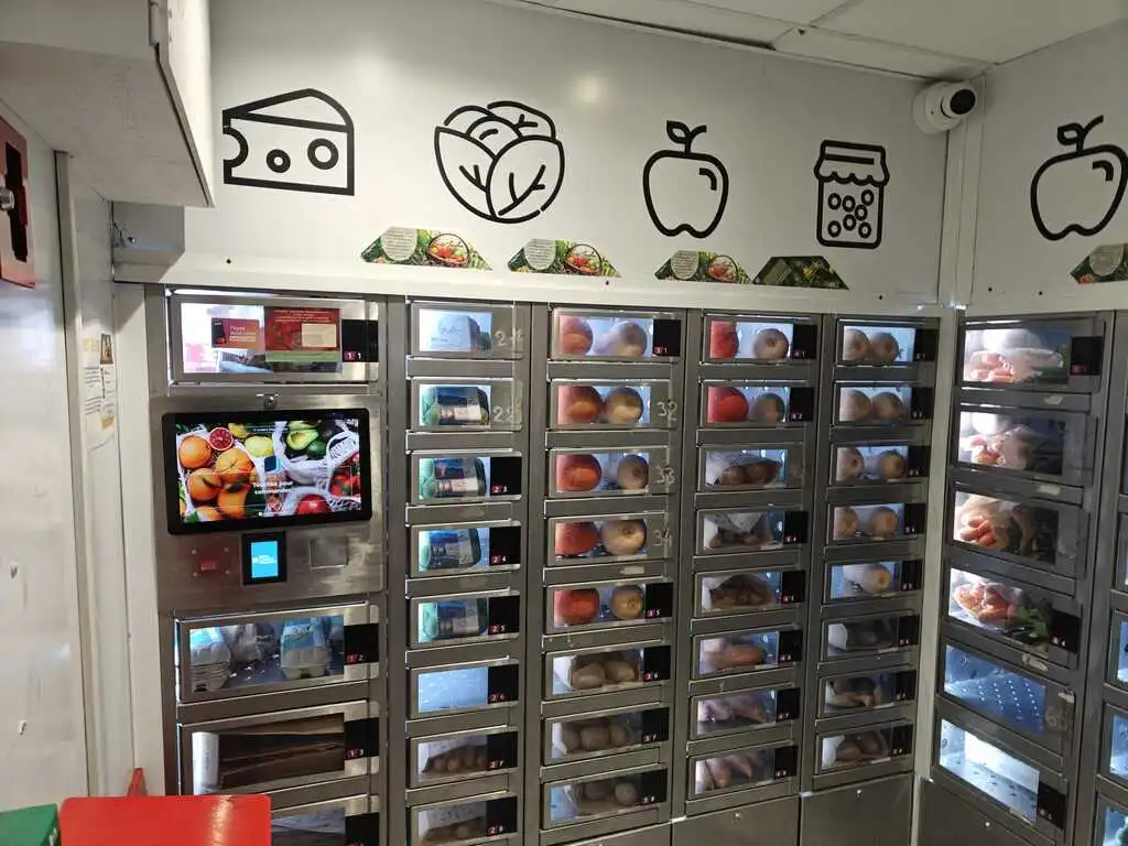 Avec cet ancien exploitant Espace Drive, le logiciel a été changé mais les casiers réfrigérés sont restés.