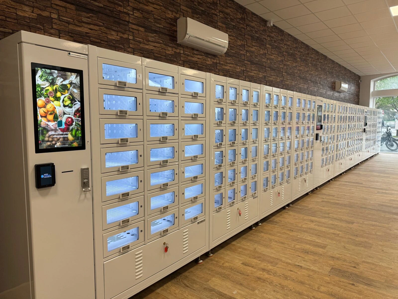 Découvrez le magasin automatique : définition, avantages et exemple concret à Romans-sur-Isère. Une solution innovante pour le retail alimentaire 24/24.