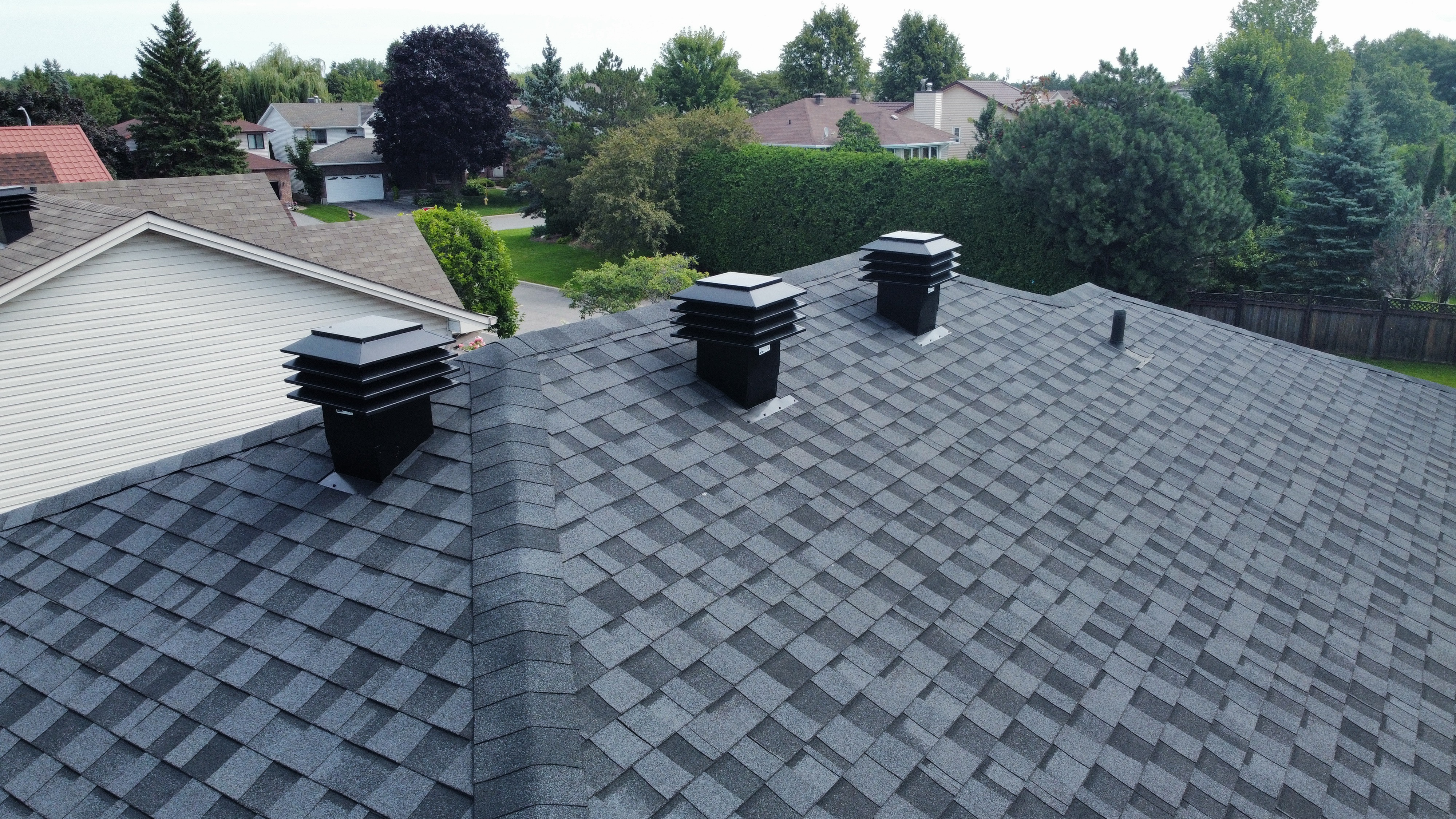 Monarchy Build Roofing Services In Ottawa