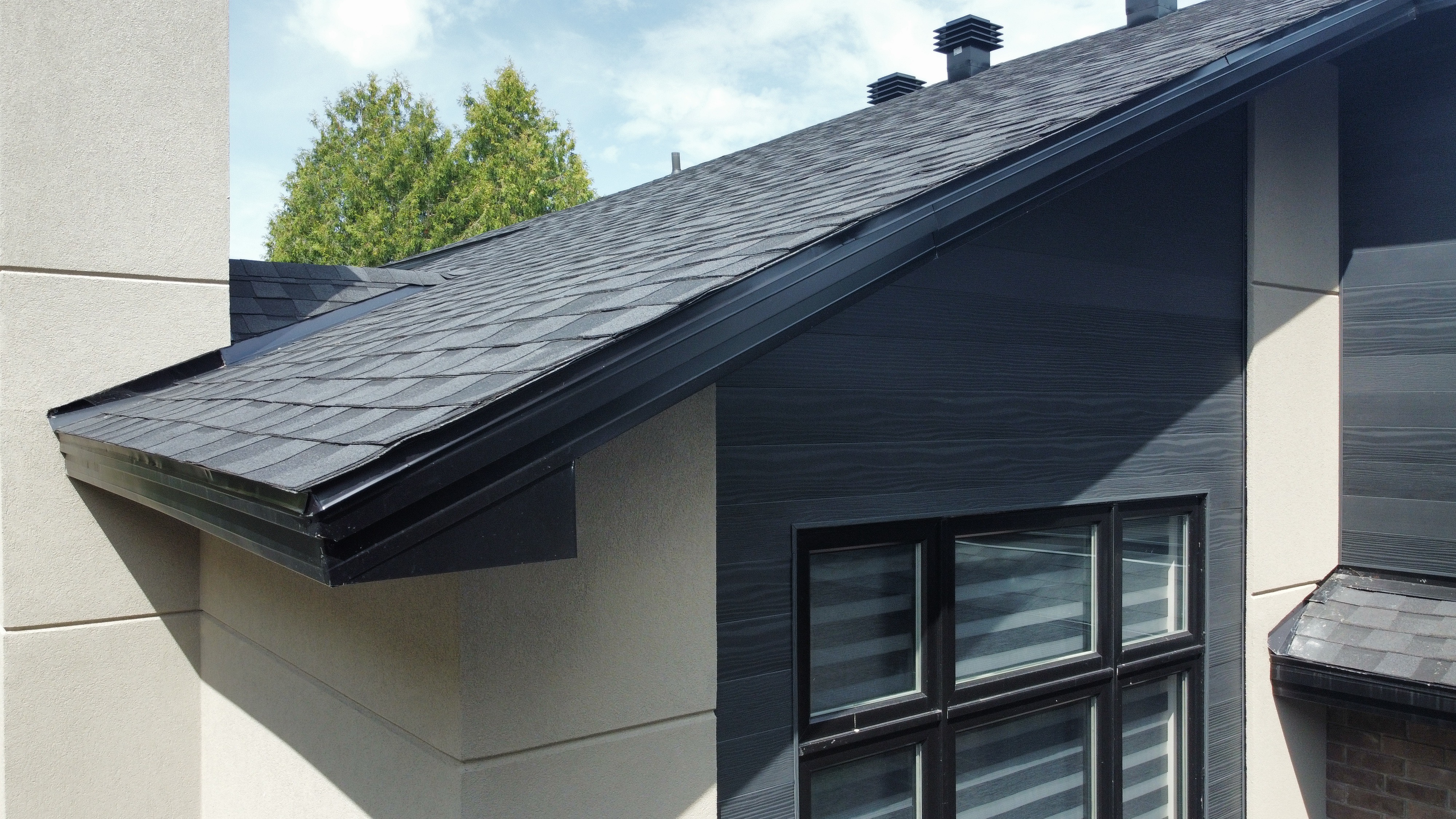 Monarchy Build Roofing Services In Ottawa
