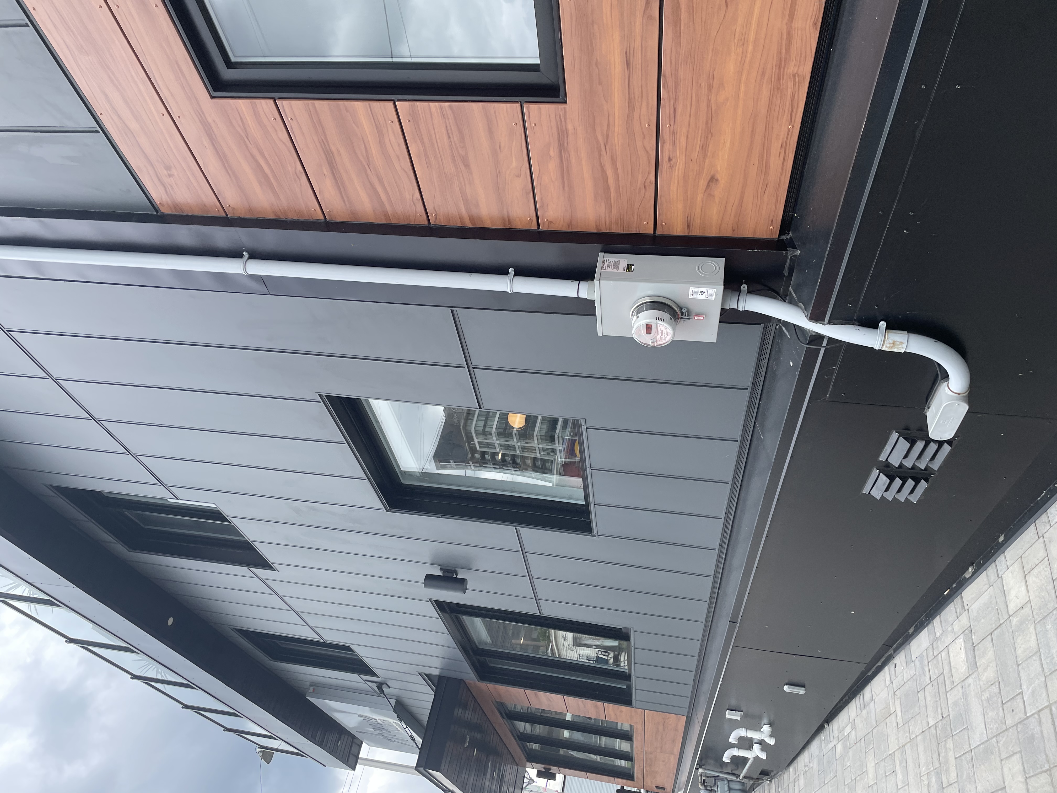 Monarchy Build Siding Services In Ottawa