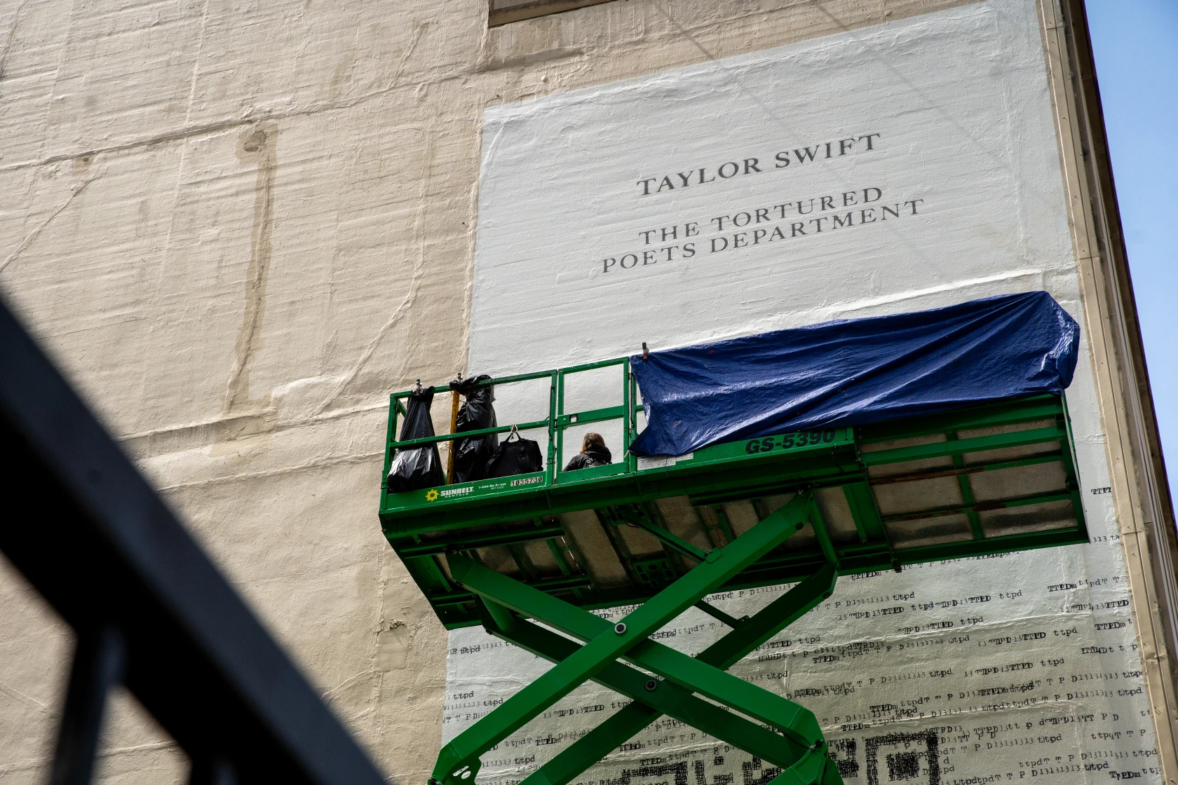 Taylor Swift billboard QR Code campaign
