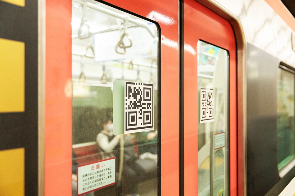 QR Codes on metro doors in Tokyo
