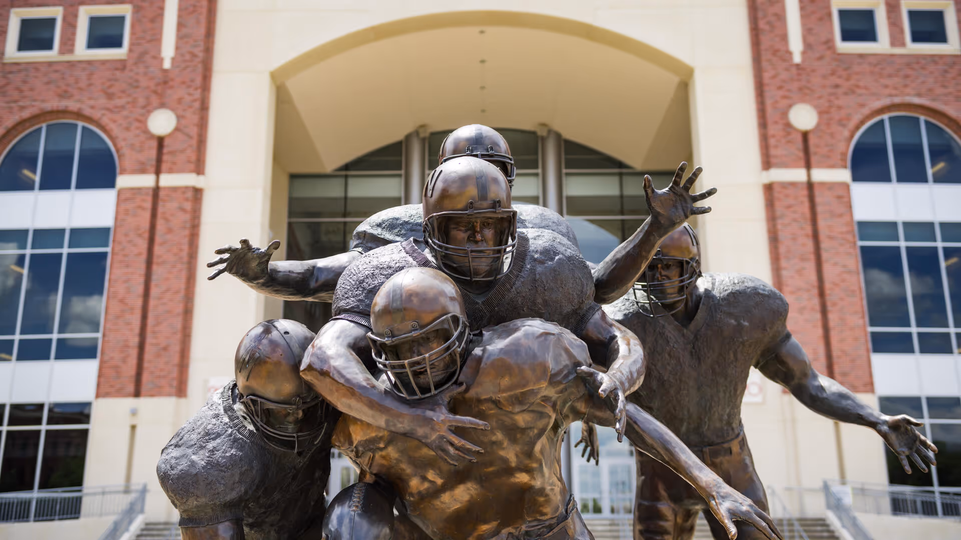 Spanning 315,000 sq ft, this $125-million expansion of historic Memorial Stadium has brought new life to the University of Nebraska’s football program and its student-athlete facilities through the Osborne Legacy Complex.
