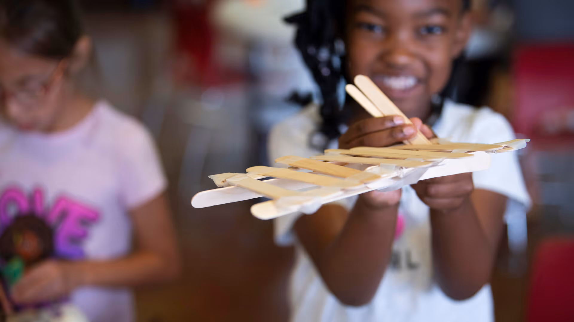 "Throughout the week it is priceless to see the student’s enjoyment and interest in classroom activities, as well as the excitement from our employees to partake in E-Week volunteering and office competitions," said  Sarah  Mullen, who led the activities.