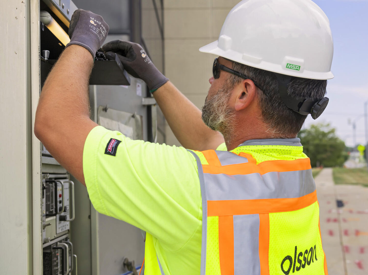 Olsson is a leader in designing intelligent transportation systems for communities. Wiles has been heavily involved in designing ITS infrastructure in both Des Moines and Ames, Iowa.