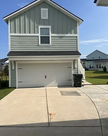 Detached garage exterior