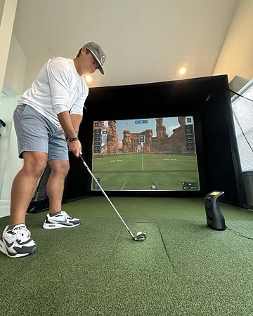 Sim inside the detached garage