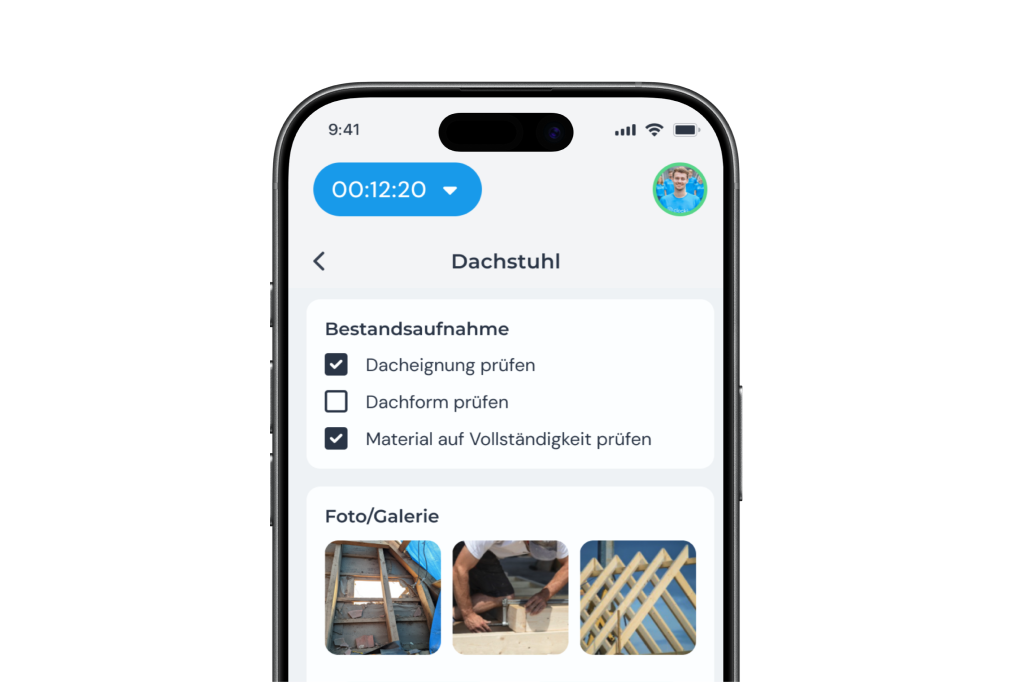 Checkliste zur Bestandsaufnahme am Dachstuhl in der clockin App mit abgehakten Punkten und Fotos