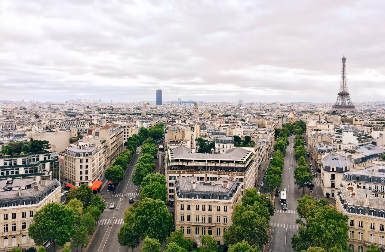 Paris skyline