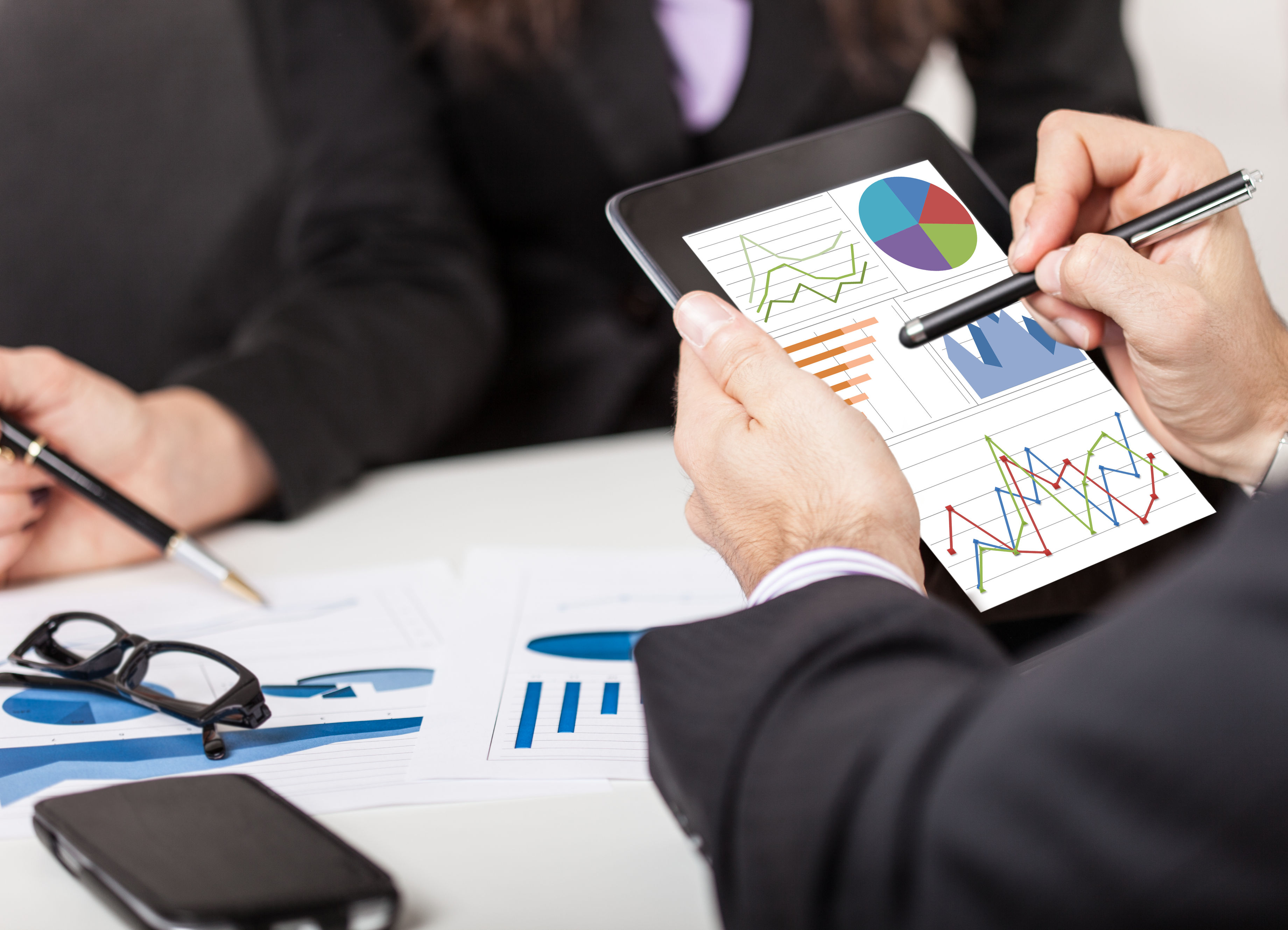 Salary, Bonus, or Dividends? A Practical Guide for Canadian Owner-Managers