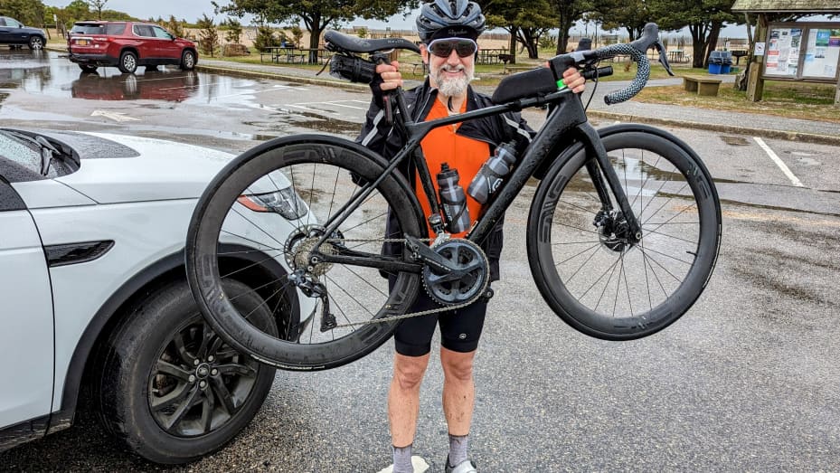 Thomas Baiter, who competed in cycling races during his career break, said, "I would hope companies see the value in hiring someone who's had a chance to recharge and reset."