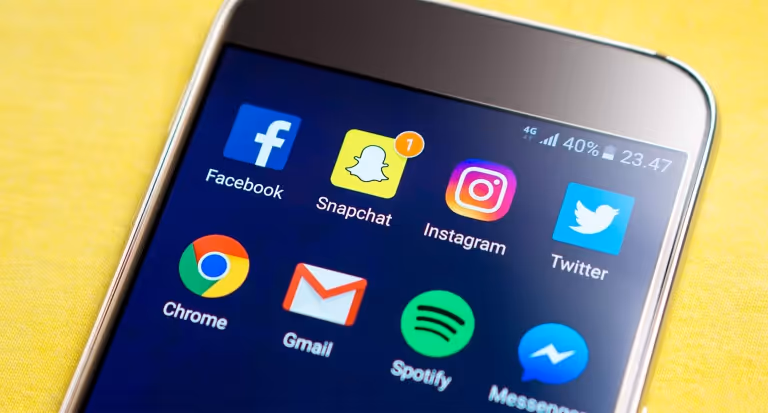 ホテルのマーケティングのためにFacebookやTwitterを活用