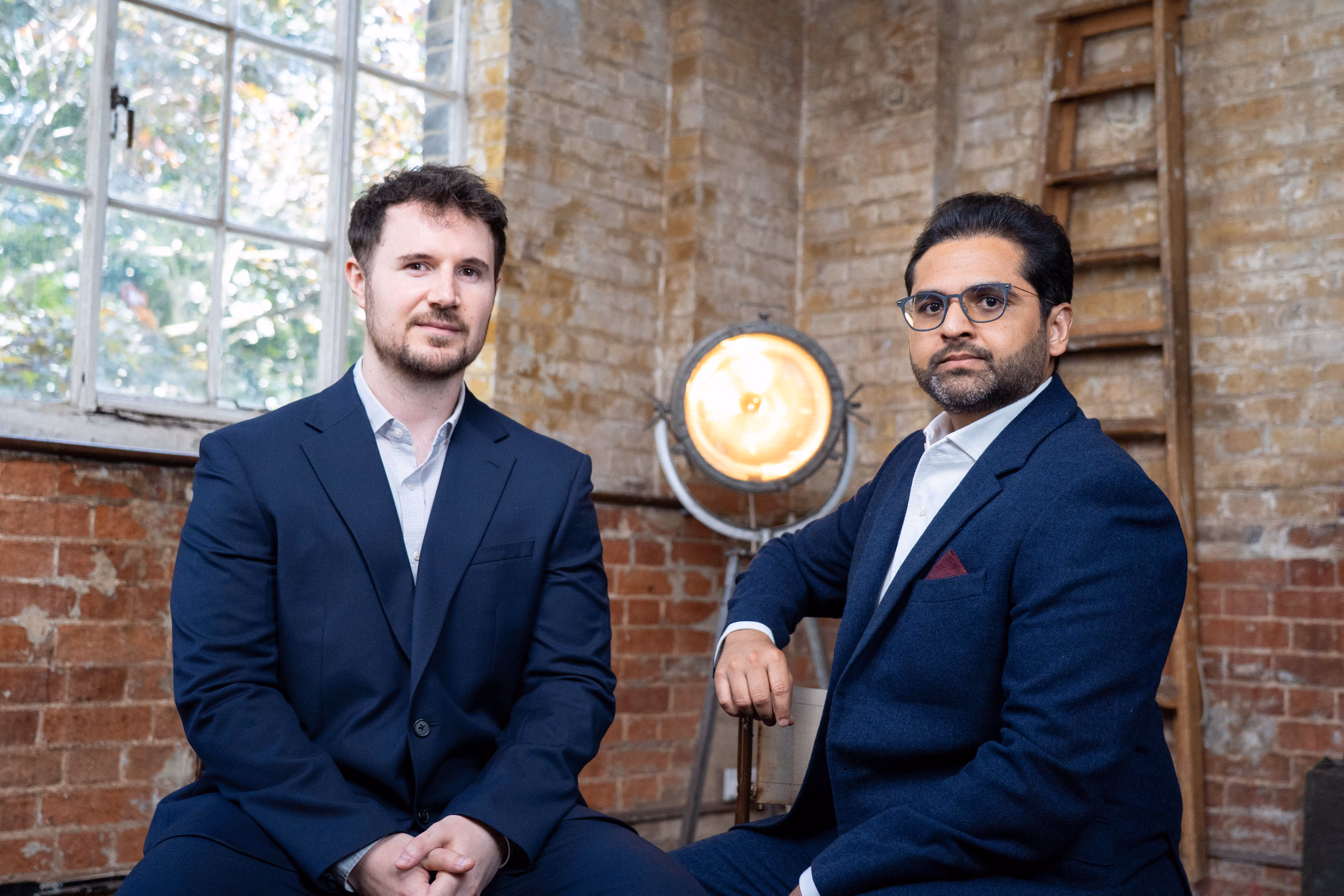 Founders : Mike Saraswat and Sam Goodenough