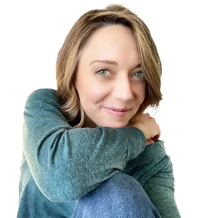Author Katie Taft portrait.