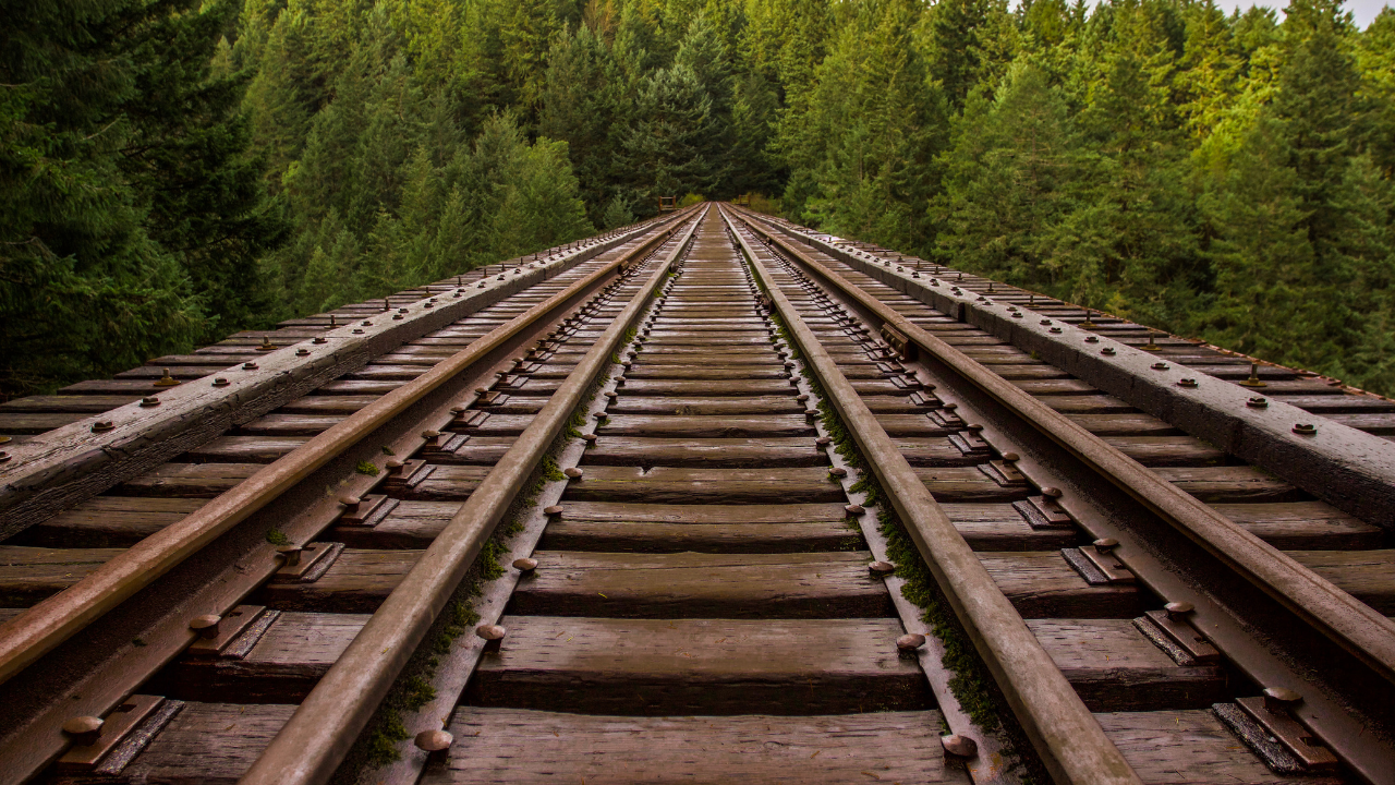 How to use strategic partnerships to supercharge your pre‑seed raise