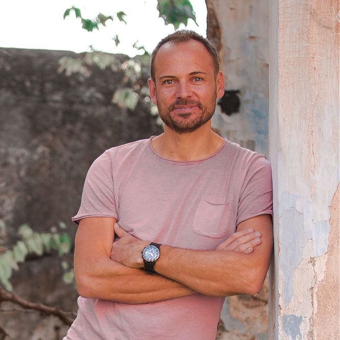 Sam Hardwick smiley portrait