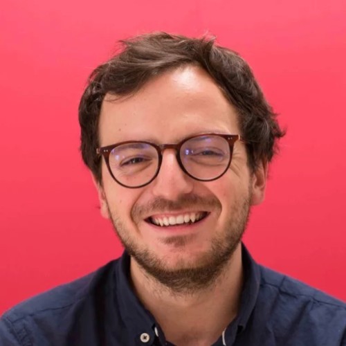 Photo de Maxime, head of International Business qui utilise des relais, expatriés francais aider son entreprise à exporter.