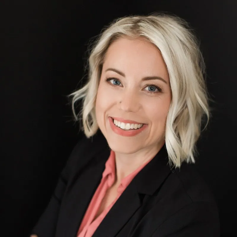 Headshot photo of Casie Brabham