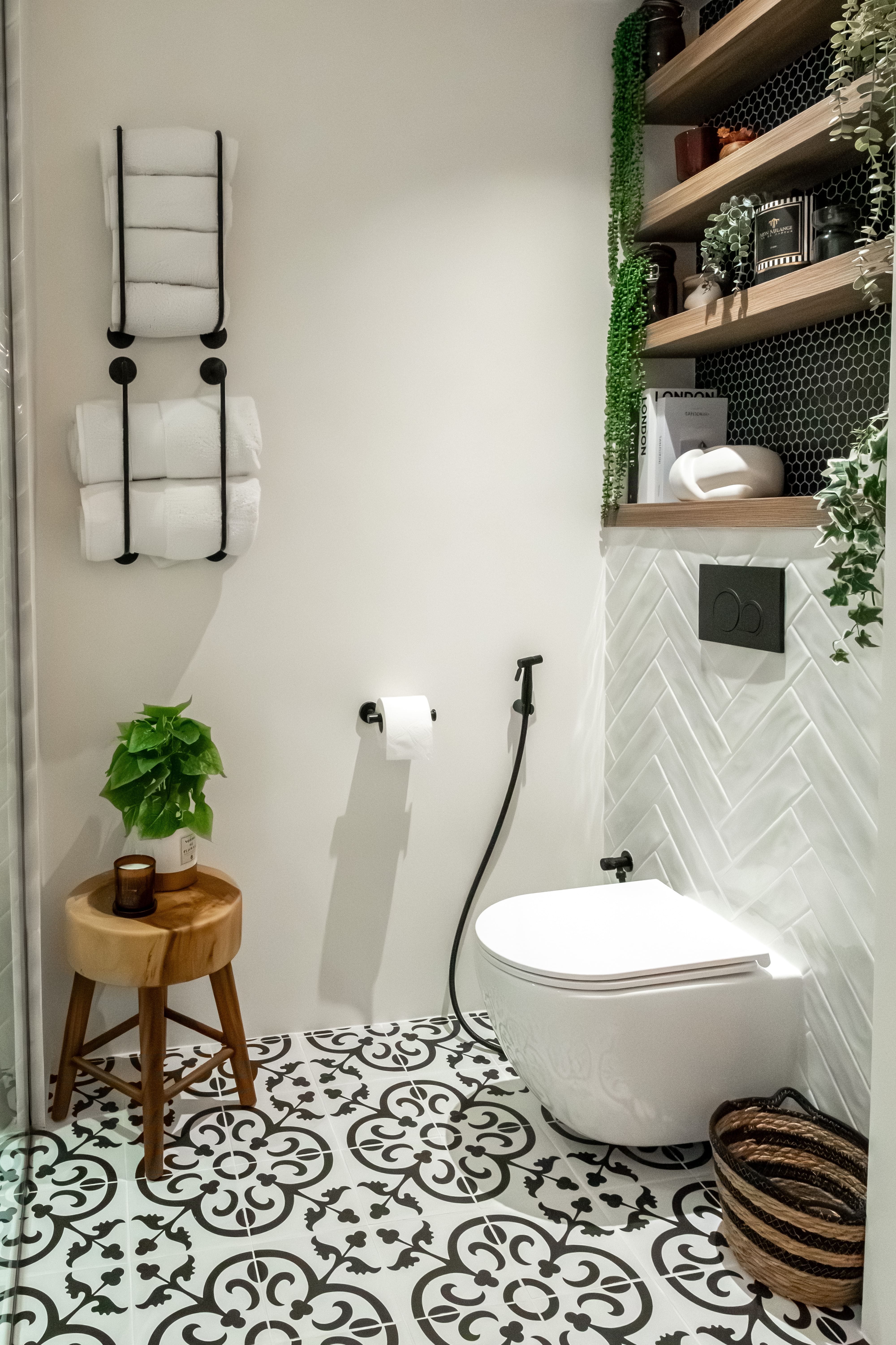 Premium bathroom vanity and marble finish