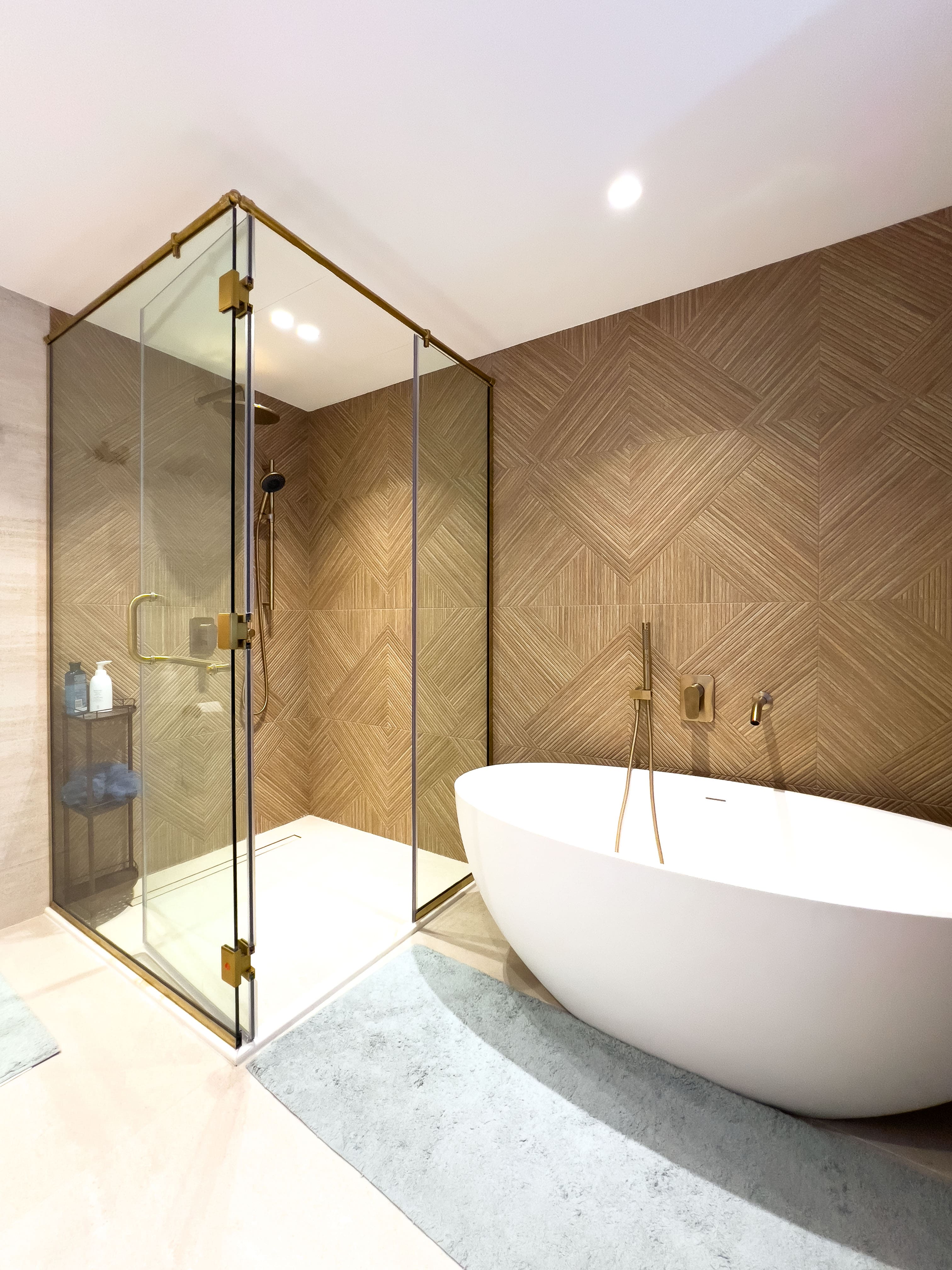 Modern bathroom floating vanity