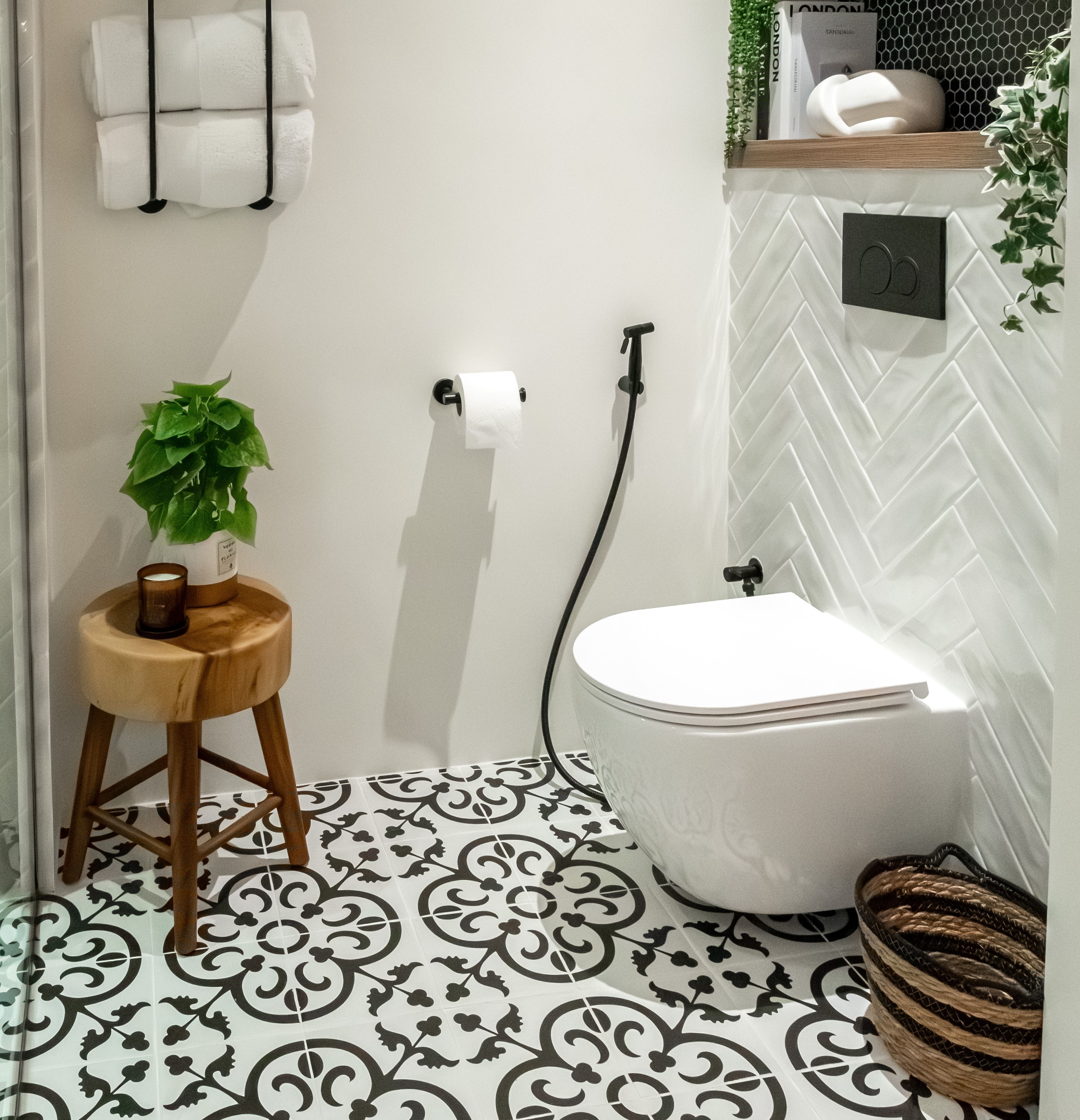 Premium bathroom vanity and marble finish