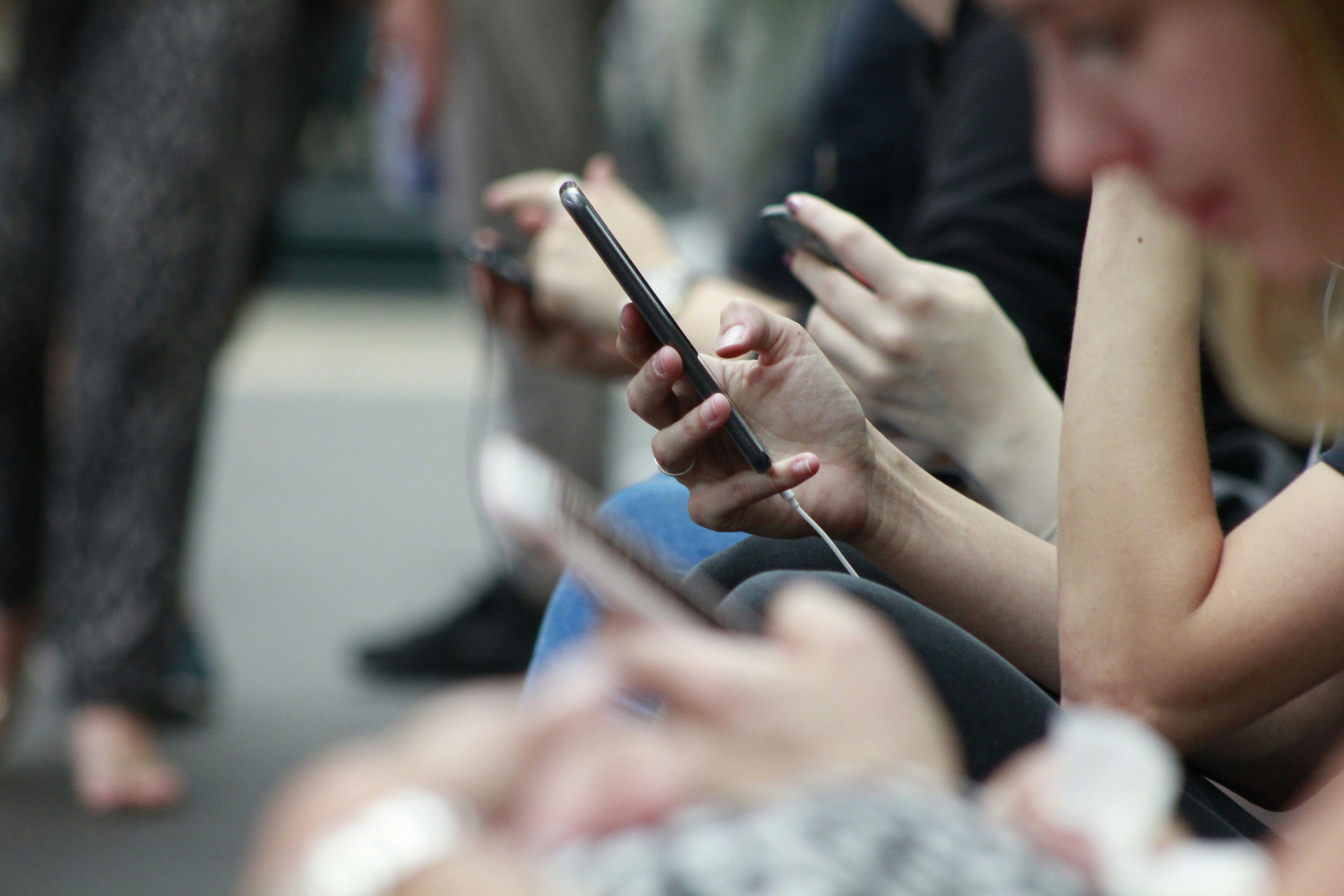 5 AI Trends Shaping Sales & Marketing: What You Need to Know