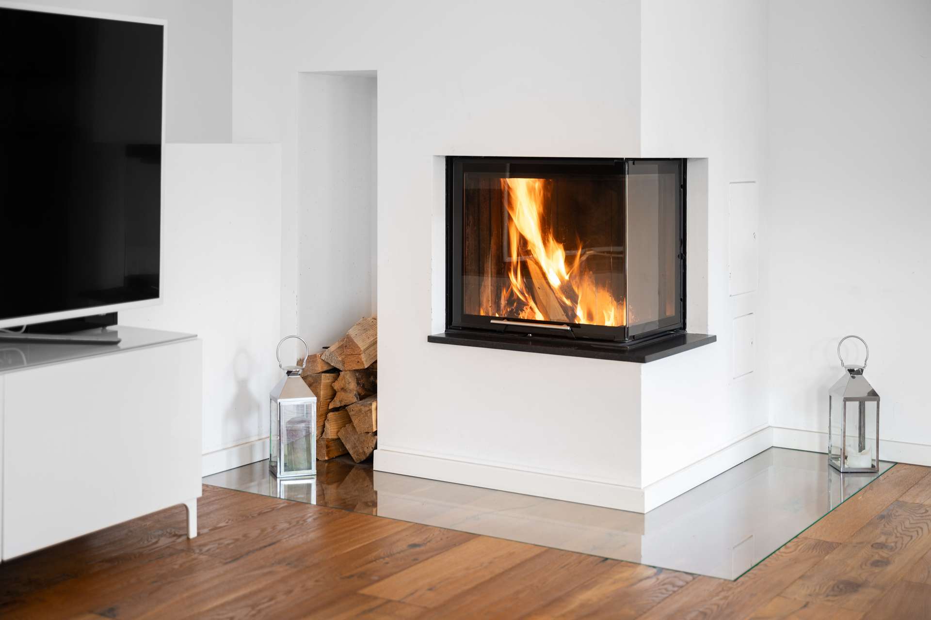 °Impression - Kamin mit versenkter Funkenschutzplatte