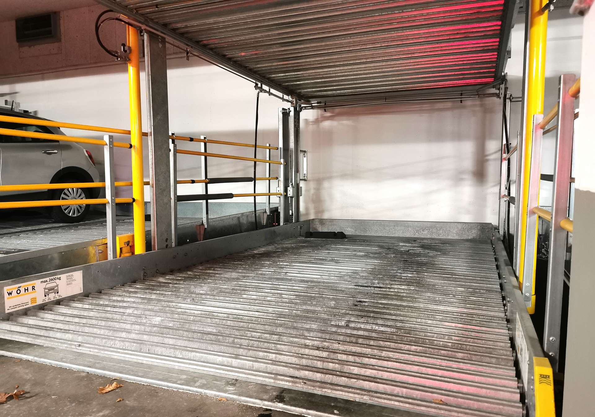 °Waagerechter & trockener Duplex-Stellplatz
