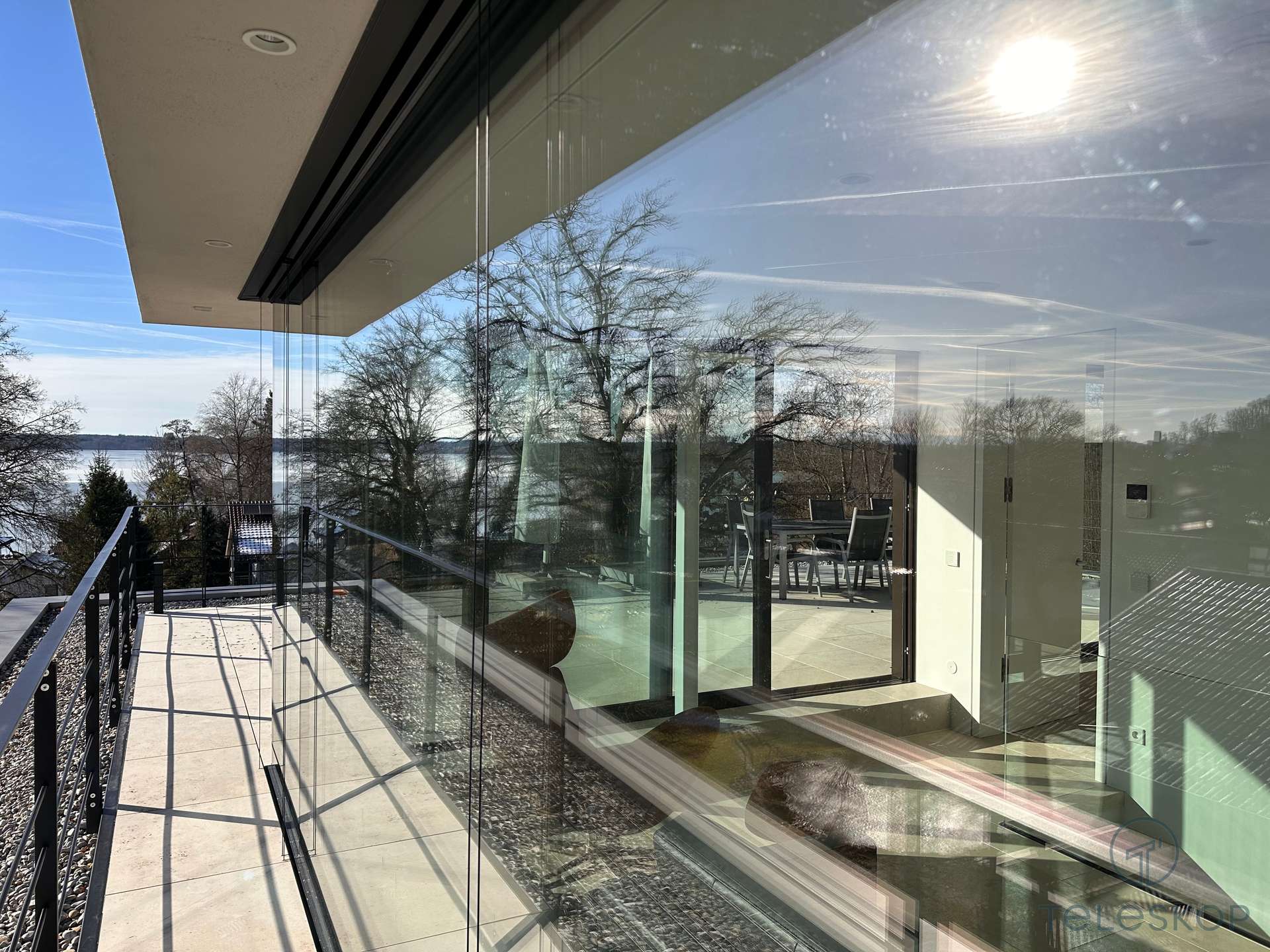 °Panorama-Blick auf den See