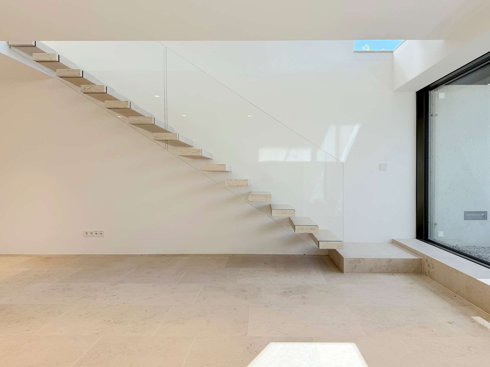 °Freistehende Kragarmtreppen