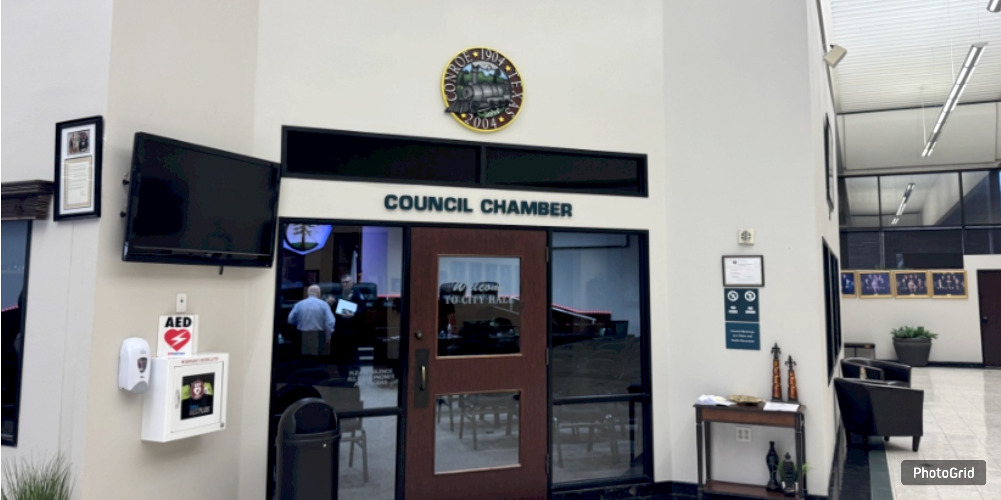  Conroe Seeks Public Input on City Charter as Traffic Signal Upgrades Advance