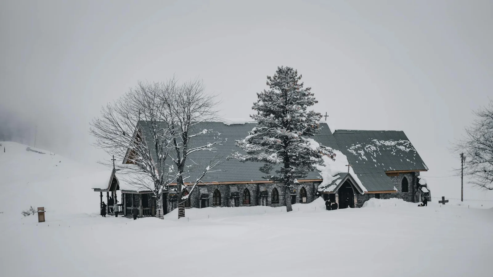 Churches shelter dozens amid sleet, power worries