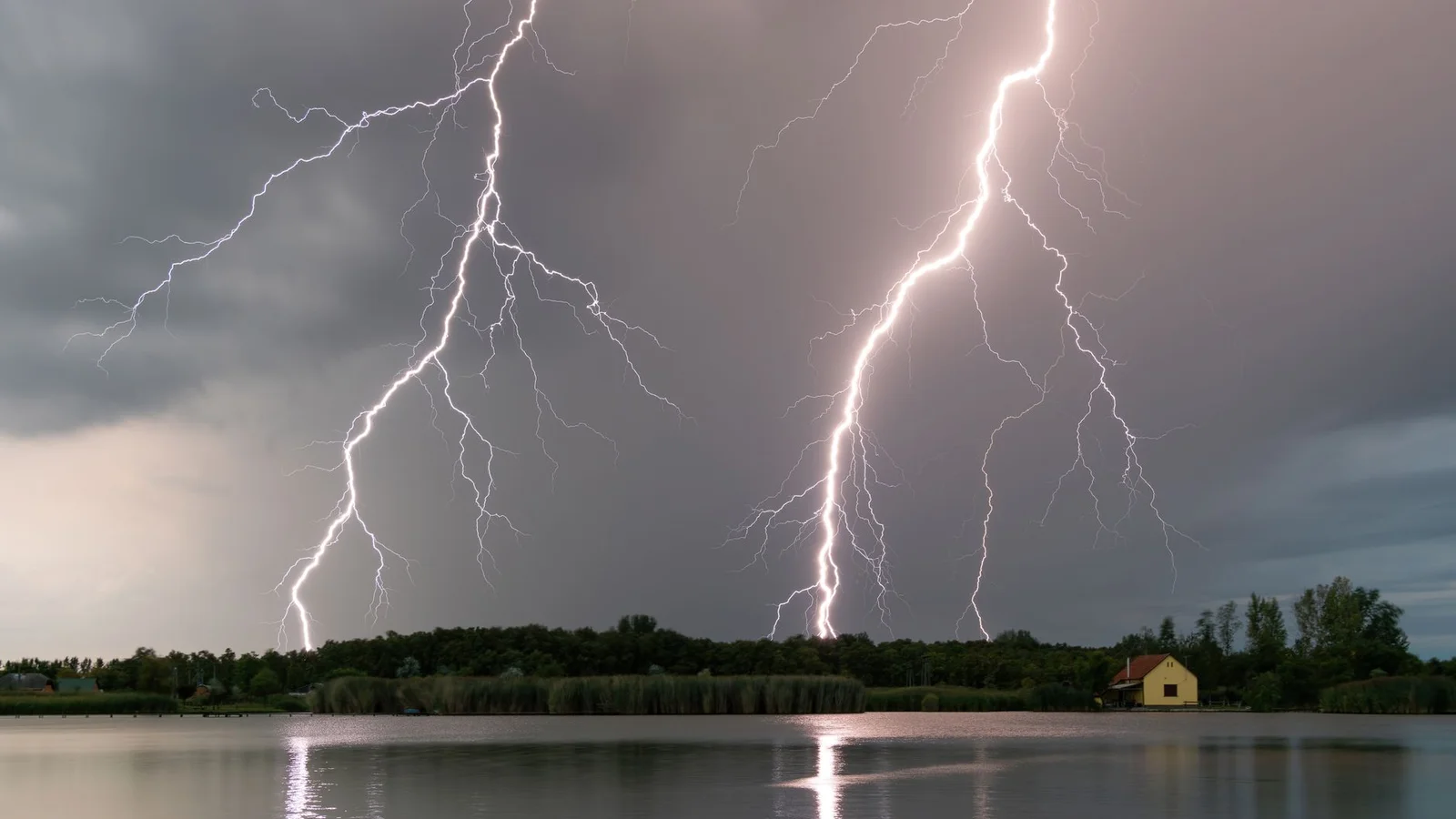 NWS Radar Flags Strong Thunderstorm Near Lake Conroe Dam
