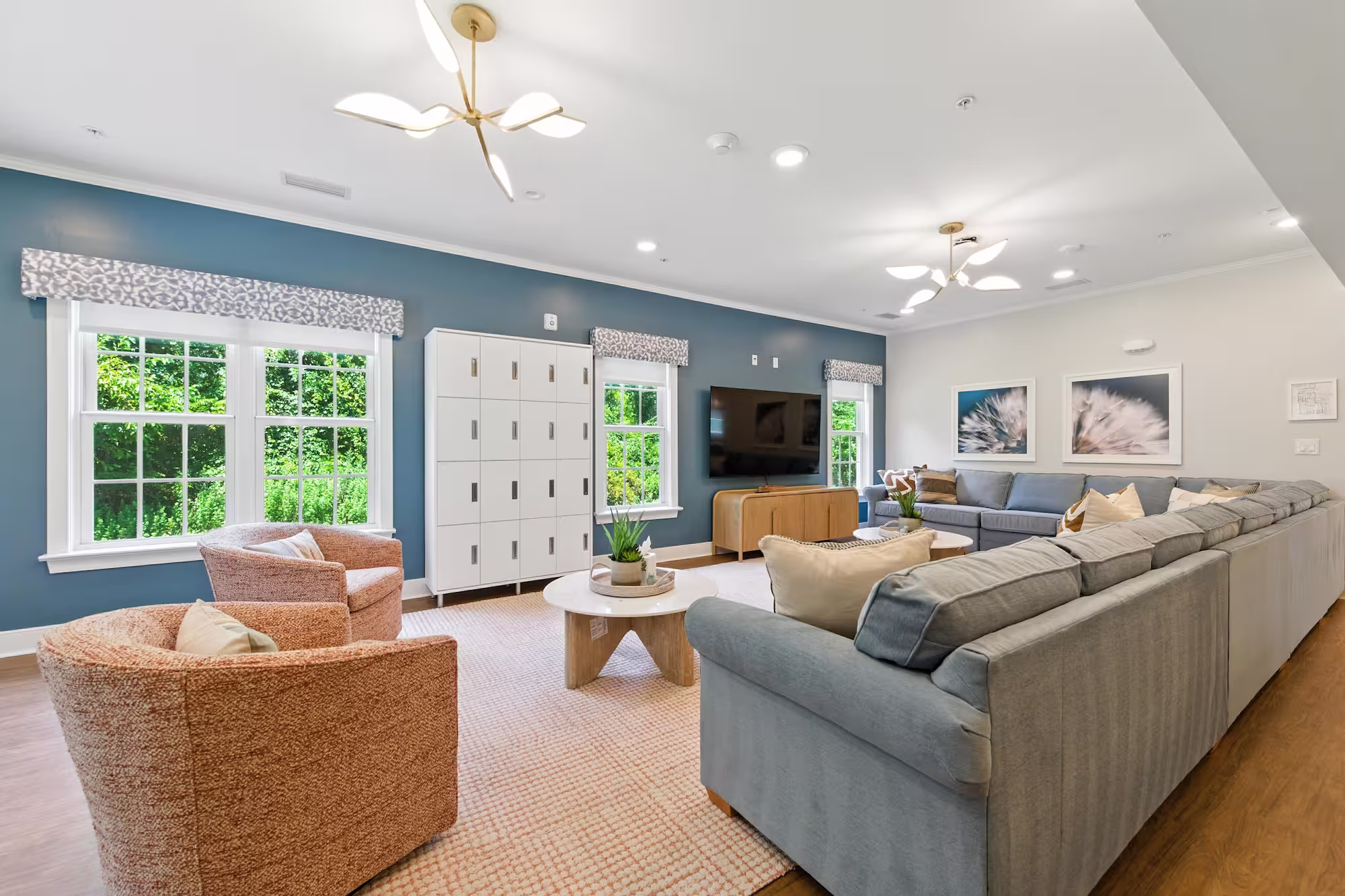 Monte Nido Montgomery Living Room