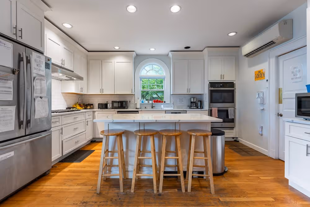 Monte Nido Laurel Hill Kitchen