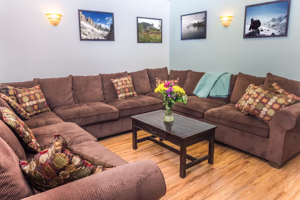 Monte Nido LA Living Room