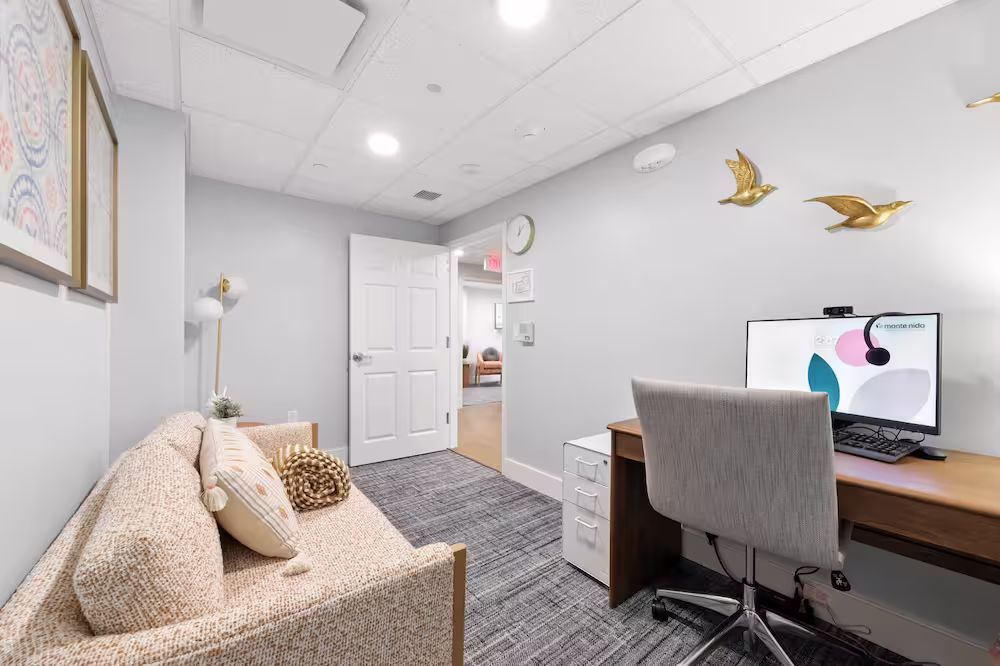 Monte Nido Clementine Montgomery Therapy Room