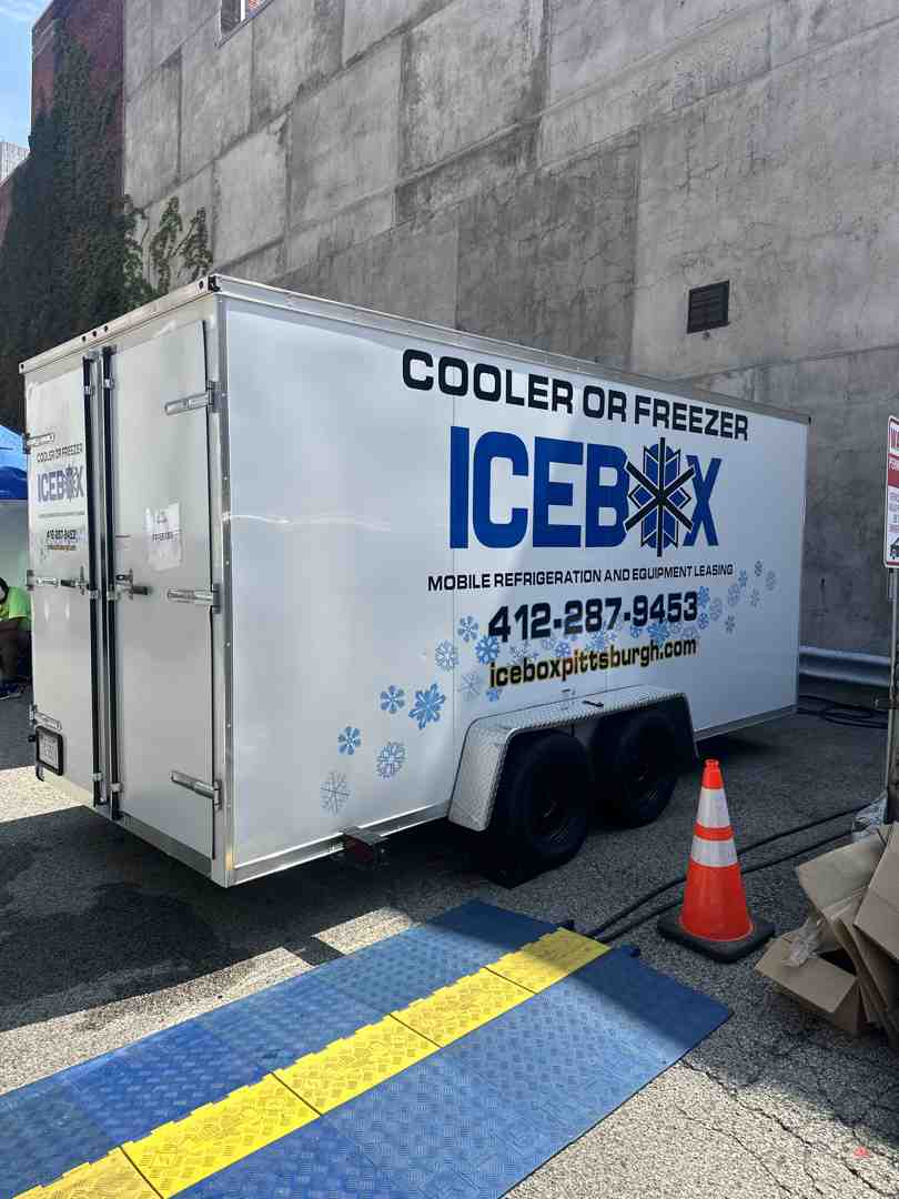 clean mobile freezer trailer interior - cold storage Philadelphia PA clean mobile freezer trailer interior - cold storage Philadelphia PA