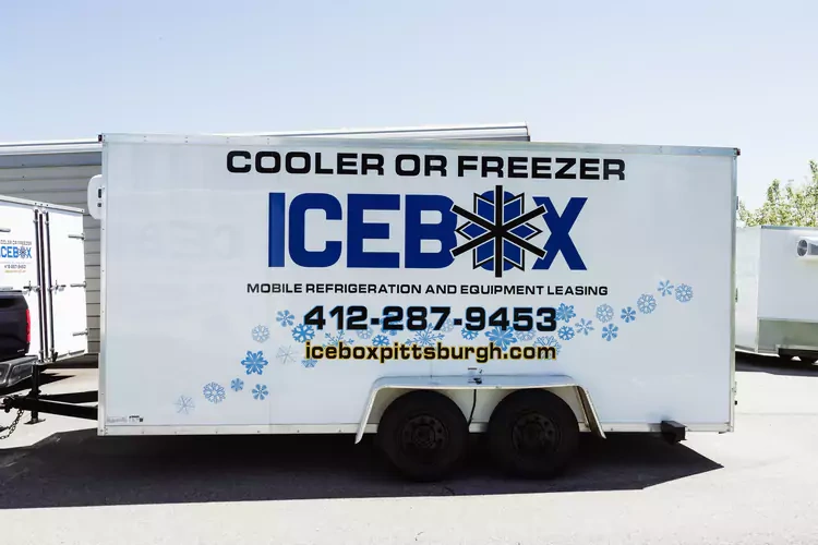 walk-in refrigeration trailer at outdoor event - walk-in refrigeration trailer