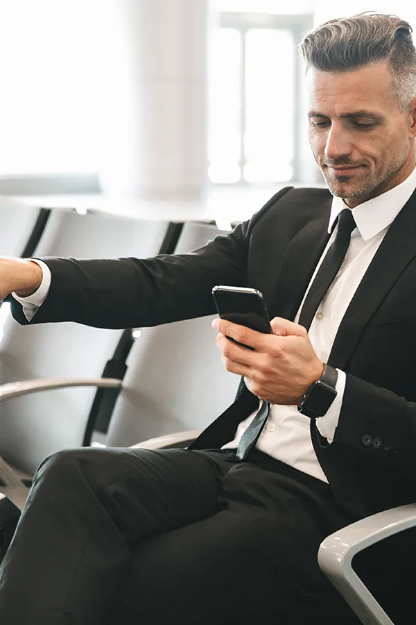 Operator reviewing his earnings on his phone