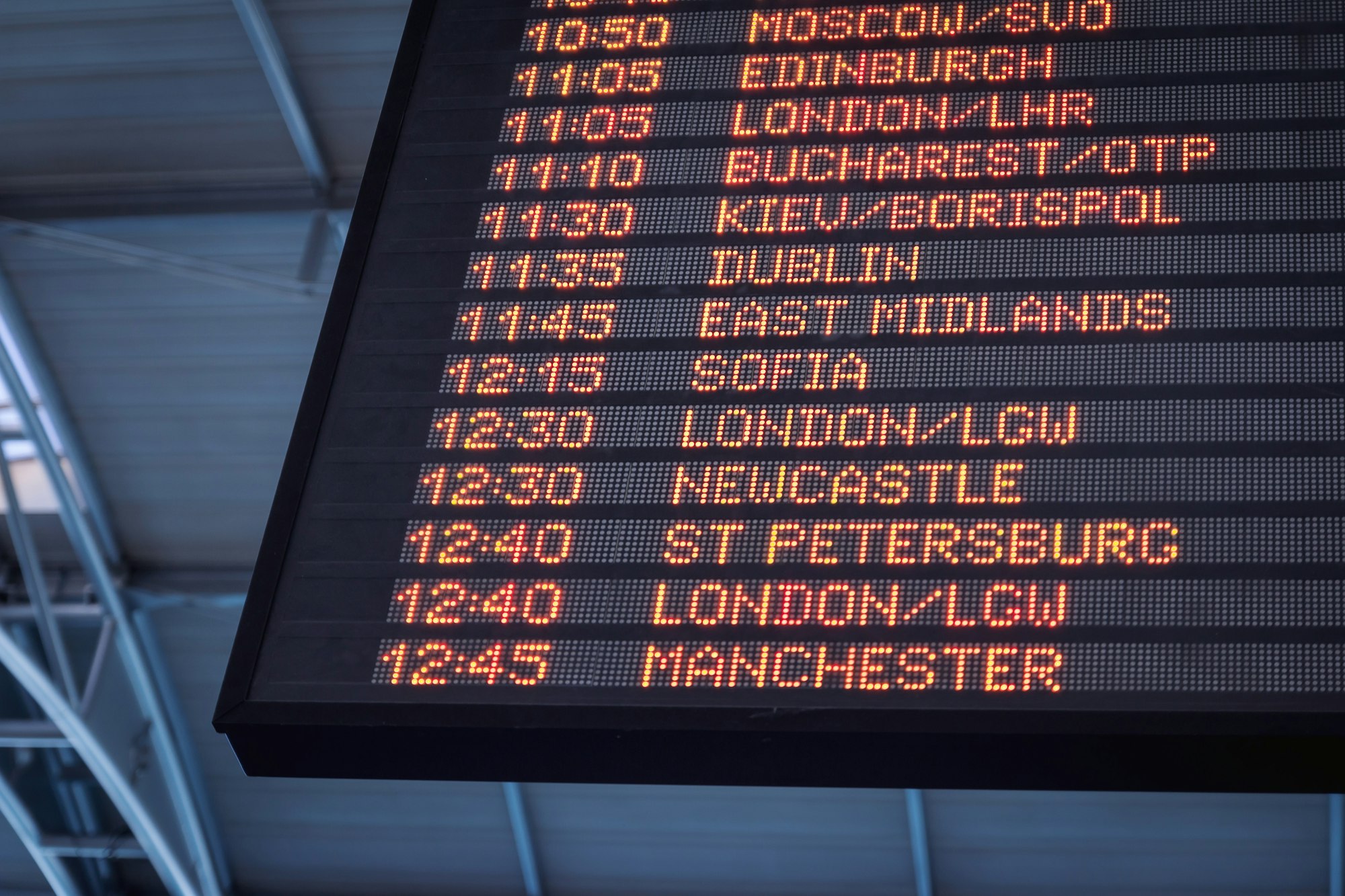 Airport flight arrivals board