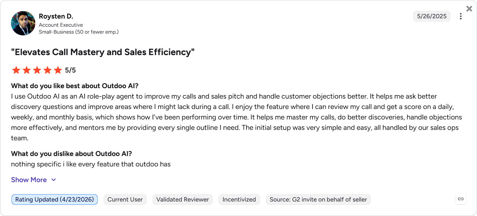 G2 review from an account executive on Outdoo AI roleplay and call score tracking over time