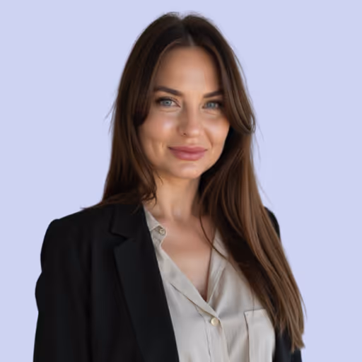 Inna Bolfun Headshot